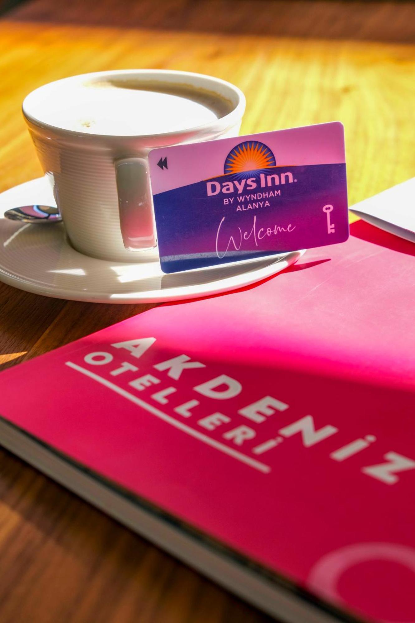 Days Inn By Wyndham 알란야 외부 사진